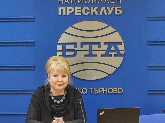 Списание ЛИК посвети брой на 90-годишнината на БНР, включване от Велико Търново