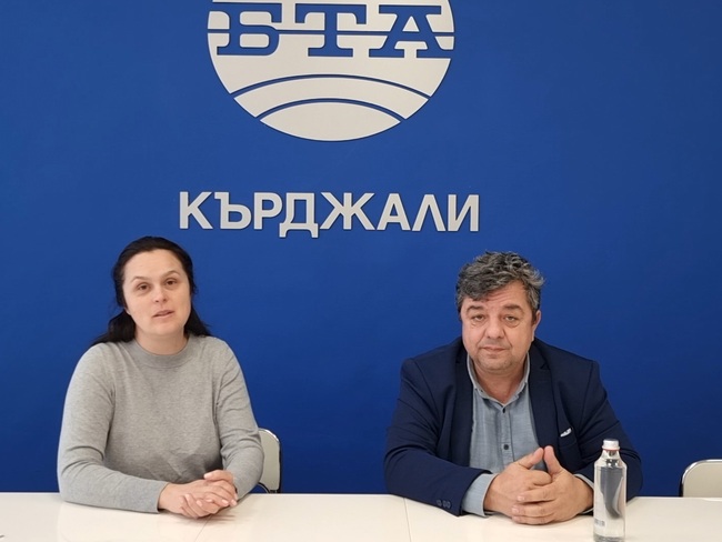 Радиото започна все повече да се превръща в телевизия, в платформа без граници, смята директорът на Радио „Кърджали“ Красимир Ангелов