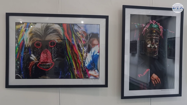 Фотоизложба, показваща маскарадни традиции в Бразилия, гостува в Ямбол по повод фестивала „Кукерландия“