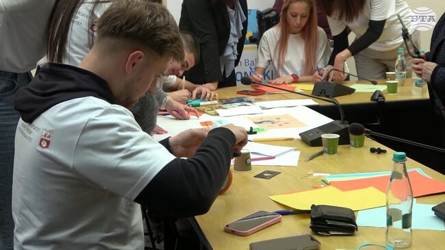 Два отбора от Благоевград спечелиха първата награда на хакатона в Благоевград