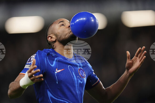 Кристофър Нкунку пропуска началото на подготовката на Челси 