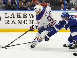 Oilers Lightning Hockey