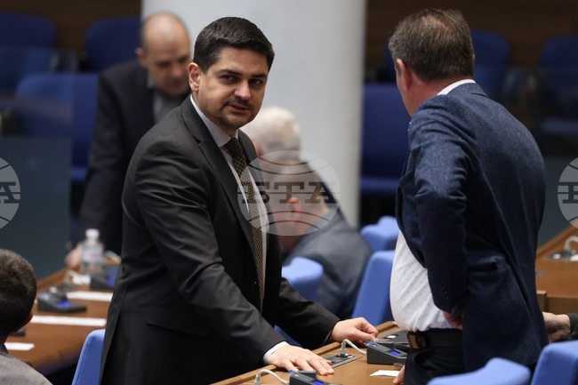 MECh Leader Vasilev: Adoption of Euro Now Will Put Inflation Pressure on End Consumer