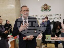 МТСП - базар „Мартеници с кауза“