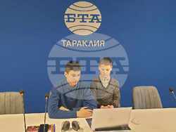 Членове на Журналистическия клуб към Младежкия център в Тараклия се запознаха с историята и значението на БНР