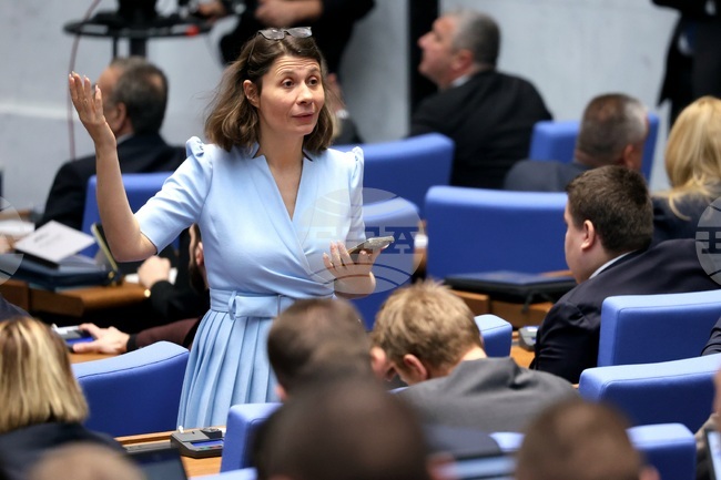 Continue the Change - Democratic Bulgaria Urges Deputy PM Zafirov to Resign over China Visit 