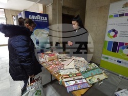 Ловеч - базар - благотворителност