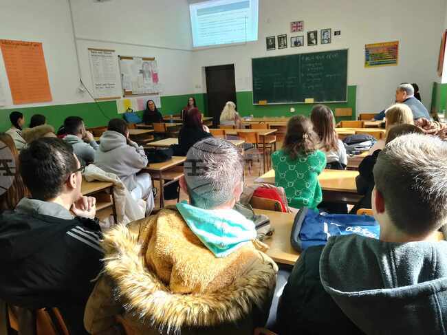 Информационна кампания за бъдещи студенти се състоя в Босилеград