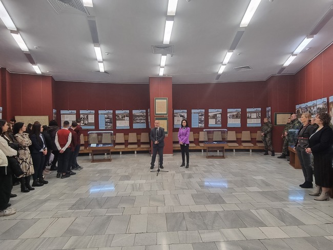 В Плевенската панорама е представена изложба, посветена на строителите на Паметника на свободата