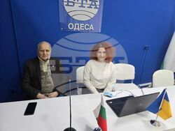  Анна Терзивец и Димитър Терзи, гости в Националния пресклуб на БТА в Одеса, по време на представянето на февруарският брой на списание „ЛИК“ на Българската телеграфна агенция. Снимки: БТА, Одеса