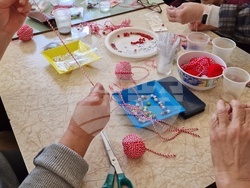 Село Островче - мартеници