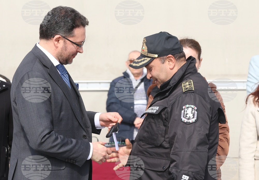 "Гранична полиция" - нови микробуси