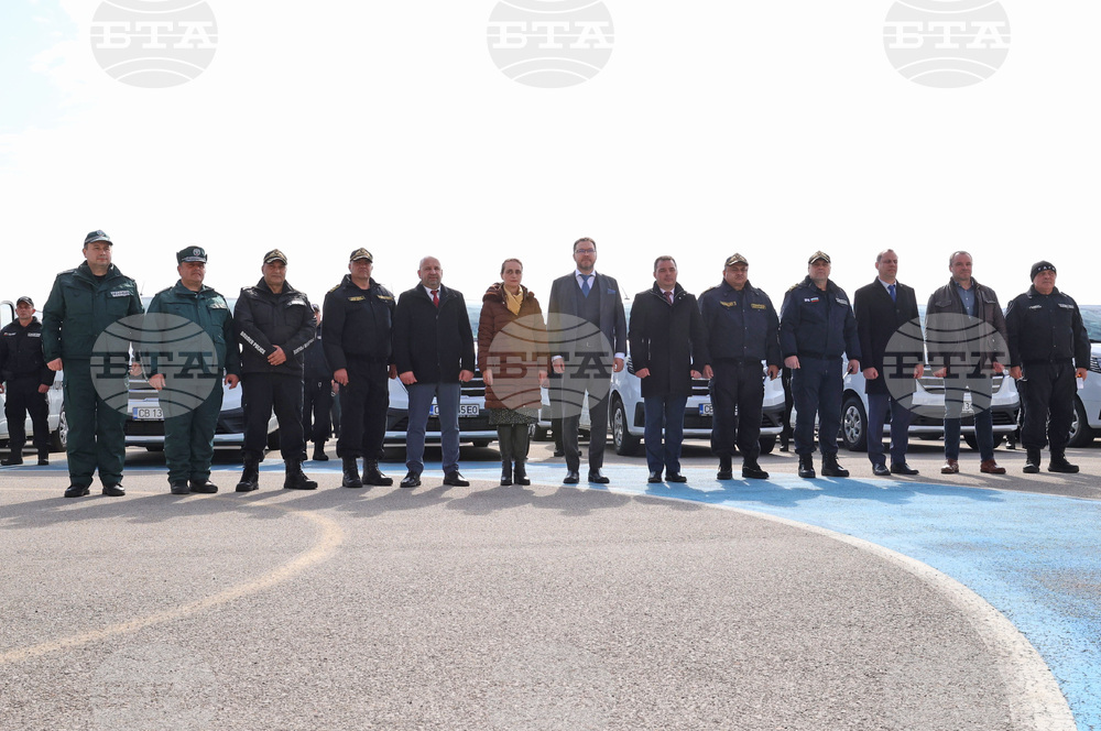 "Гранична полиция" - нови микробуси