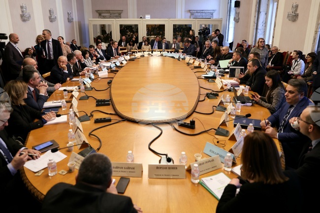 Залагаме изключително много по отношение на приходите и на борбата със сивата икономика, каза министър Теменужка Петкова за проектобюджета за 2025 г.