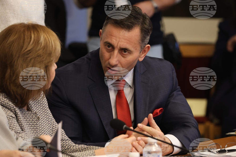 Парламент - Комисията по бюджет и финанси - Комисия по труда и социалната политика - Комисия по здравеопазването - съвместно заседание