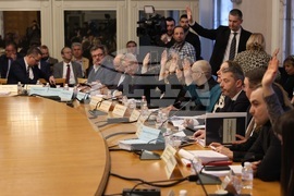 Парламент - Комисията по бюджет и финанси - Комисия по труда и социалната политика - Комисия по здравеопазването - съвместно заседание