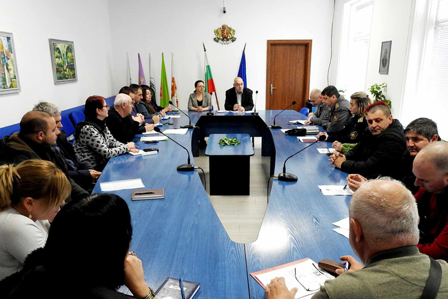 Язовирите в област Търговище са пълни наполовина и са в състояние да поемат водата от снеготопенето, съобщиха от Областната администрация