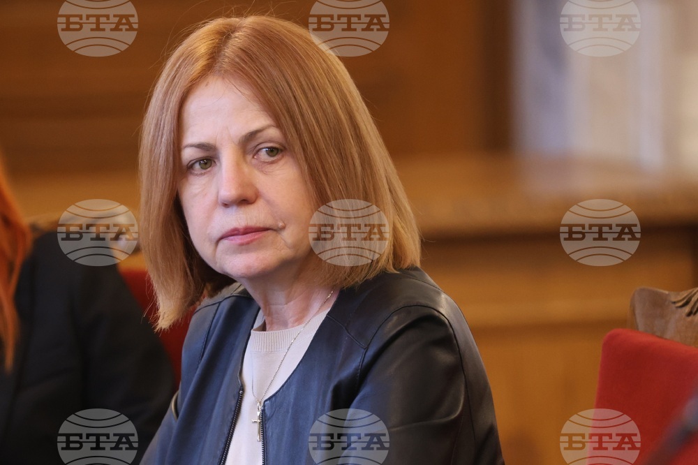 Парламент - Комисия по образованието и науката
