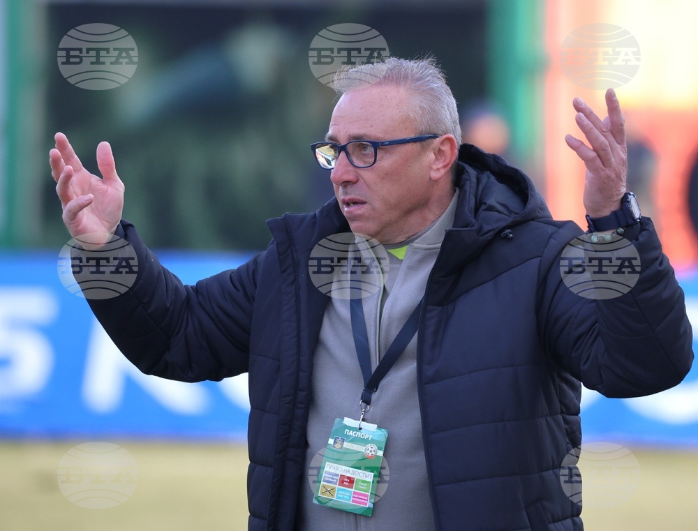 Илиан Илиев остава селекционер на националния отбор по футбол на България, реши изпълнителният комитет на БФС