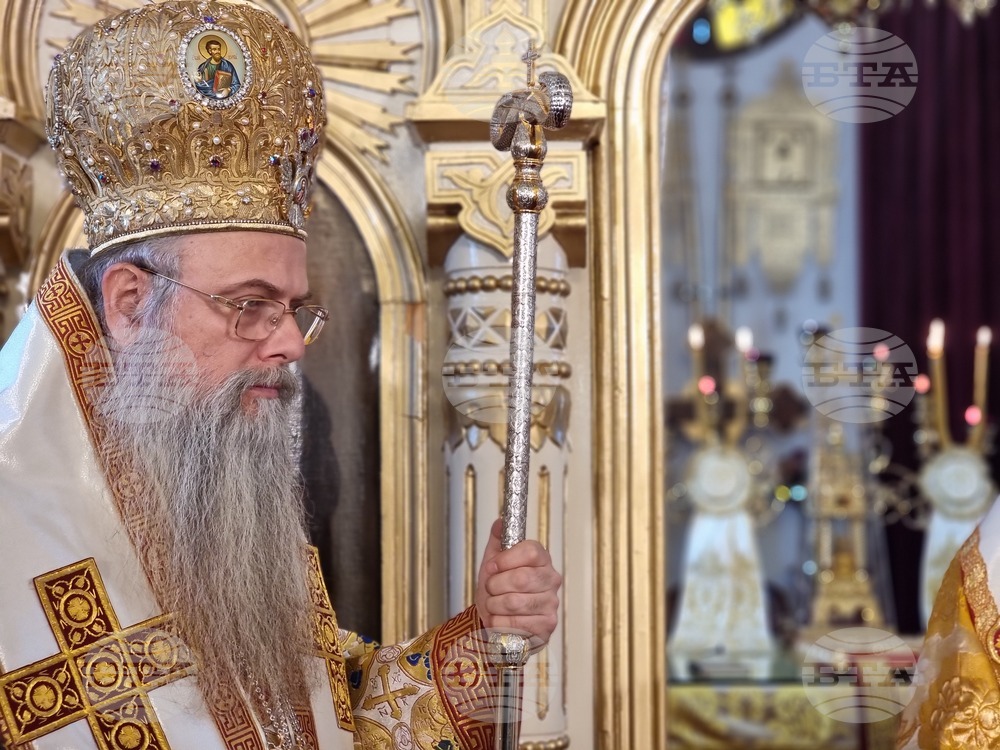 Бакаджишки манастир - храм - обновление - света литургия
