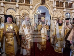 Бакаджишки манастир - храм - обновление - света литургия