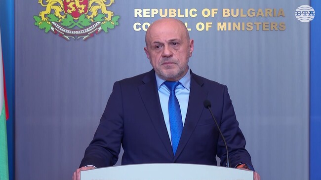 Ще опитаме да спасим колкото може по-голяма част от второ плащане по НПВУ, каза вицепремиерът Томислав Дончев