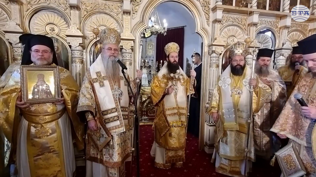 С камбанен звън и архиерейско богослужение отвори отново врати обновеният храм „Св. Александър Невски“ в Бакаджишкия манастир