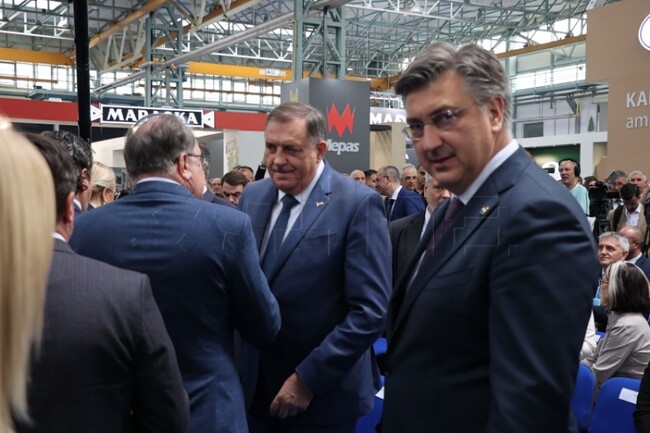 ХИНА: Време е напрежението да спадне, каза хърватският премиер Пленкович във връзка с присъдата на Милорад Додик