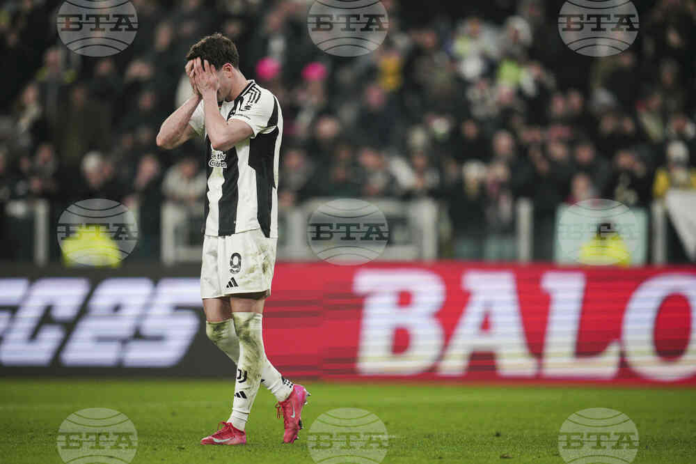 Душан Влахович е получил контузия на бедрото при гостуването на Ювентус срещу Парма