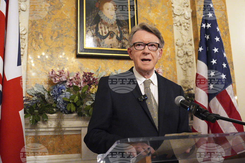 Британският премиер призова Манделсън да напусне Камарата на лордовете заради връзки с Епстийн 