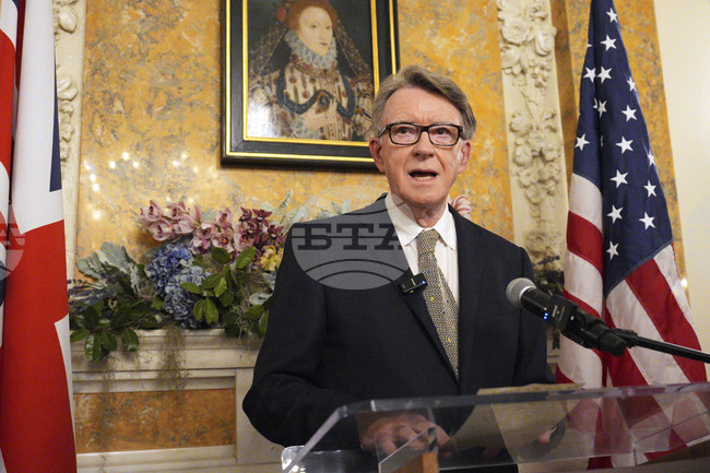 Британският премиер призова Манделсън да напусне Камарата на лордовете заради връзки с Епстийн 