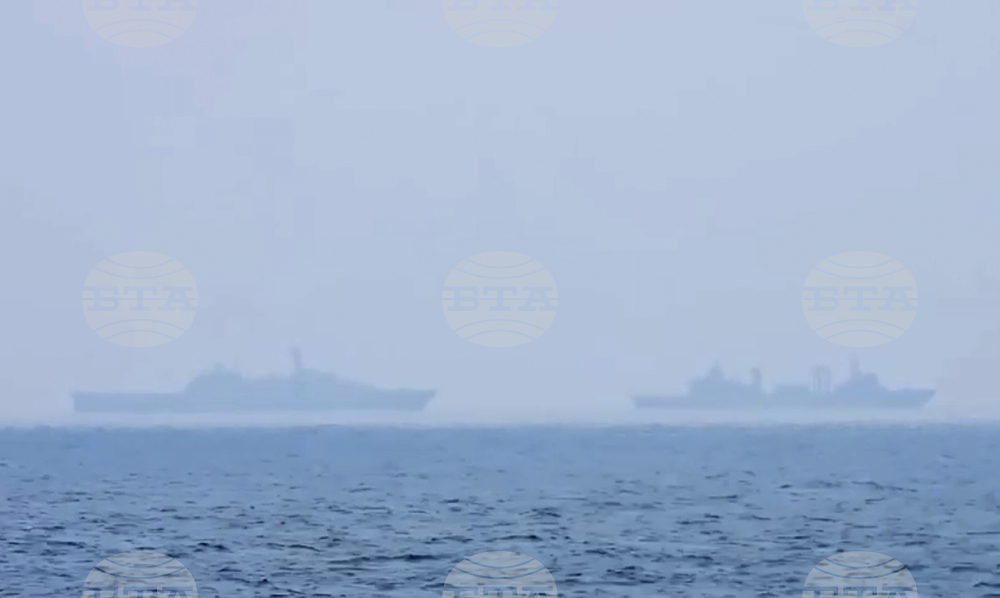 Китайските сили започват големи учения около Тайван