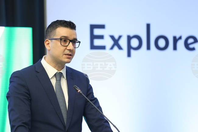 Economy Minister: USA Is Among Bulgaria's Leading Foreign Trade Partners