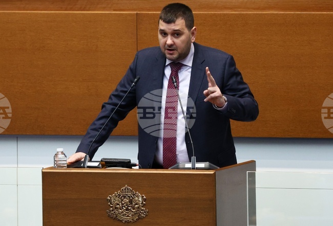 Санитарният кордон срещу "Възраждане" сработи, каза Йордан Иванов от ПП-ДБ 