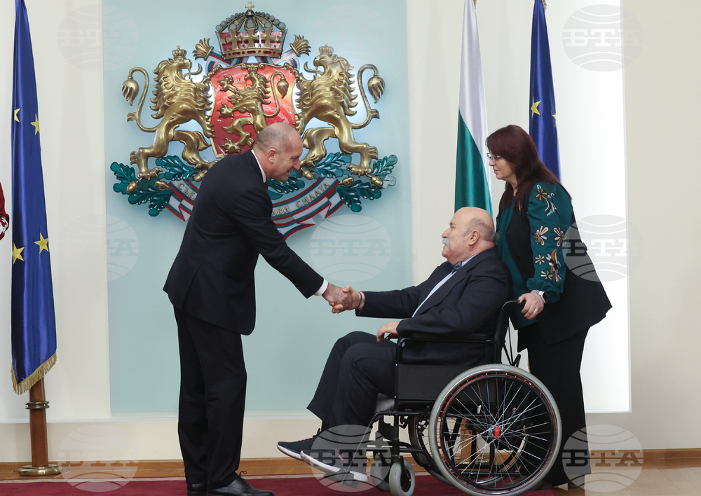 Президентство - Румен Радев - висши държавни отличия