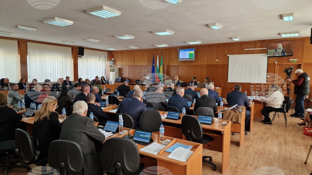 Общинските съветници в Шумен приеха Правилник за финансиране на младежки проекти 