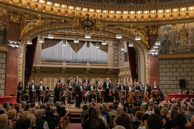 Sofia Philharmonic to Perform Famous Bulgarian Music Pieces in Sofia, Bucharest for National Day