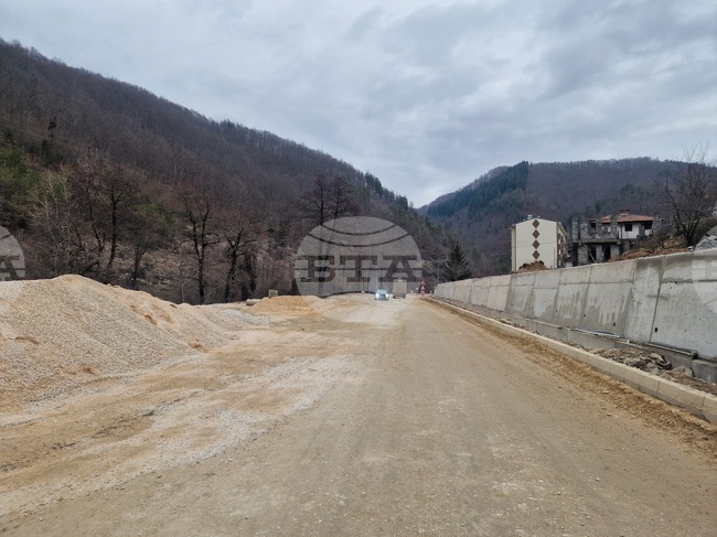 Очаква се да се подпишат анекси за довършване на обходния път на Рудозем