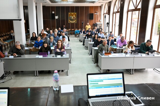 Община Сливен ще постави барелеф на двукратния олимпийски шампион Нораир Нурикян в залата по вдигане на тежести