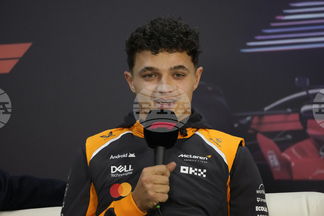 Болидът на "Макларън" за 2025 година изглежда като миналогодишния, каза Ландо Норис