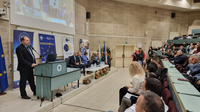 Nearly 1,000 Foreign Students Study at Technical University in Sofia 
