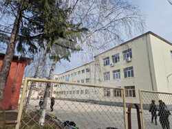 протест - училище - Пазарджик