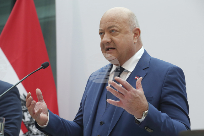 Новото австрийско правителство положи клетва