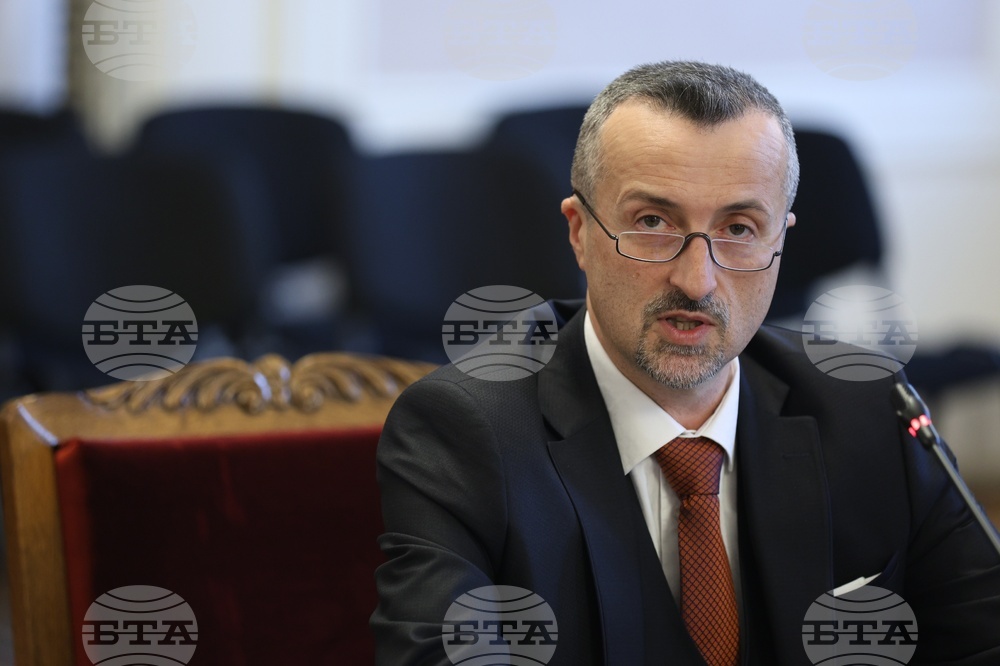 Election of Health Insurance Fund Governor Last on Parliament's Agenda on Thursday