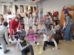 Карнавал бе организиран в Българското неделно училище „Св. св. Кирил и Методий“ в Атина