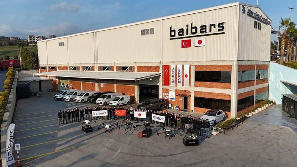 АА: Турската отбранителна фирма „Байбарс“ открива нов завод за граждански дронове