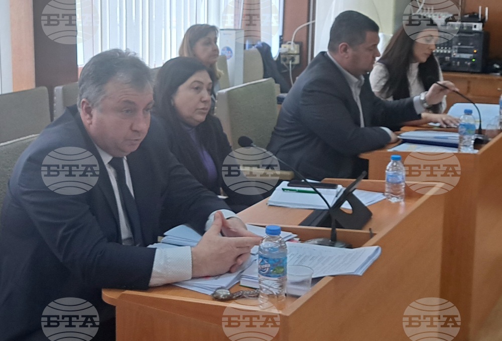 Общинският съвет в Шумен възложи на кмета проф. Христов да проведе срещи с трима министри за язовир Тича