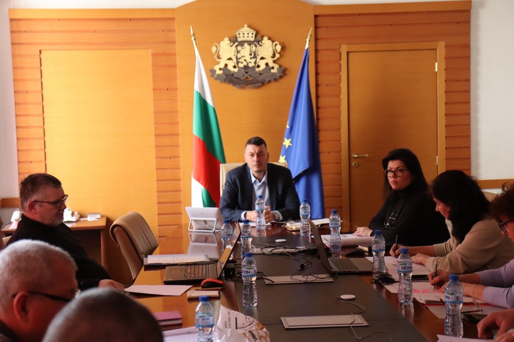 Consultative Council on Apiculture Discusses Bee Mortality, Aid Schemes