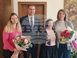 Самоков - Константина Янакиева - тържествено изпращане