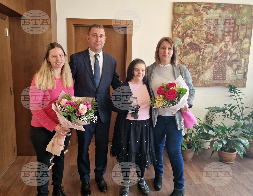 Самоков - Константина Янакиева - тържествено изпращане